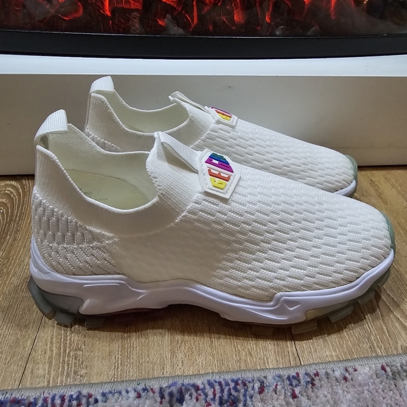 KIDS GIRLS SHOES SIZE 3 BUNDLE (ADEE, KURT GEIGER, BARTEK) - Picture 4 of 13